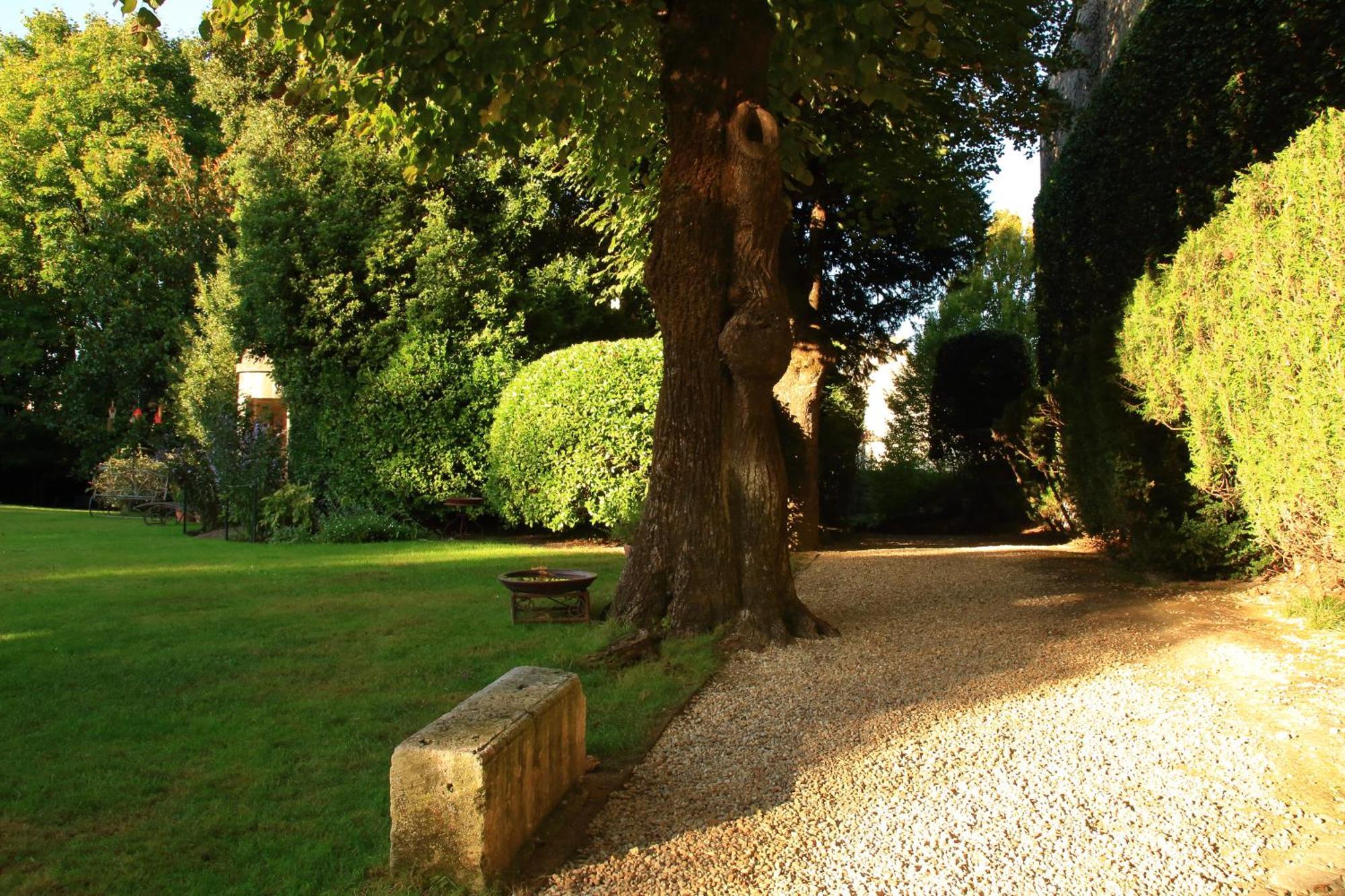 Logis Des Tourelles Bed and Breakfast Cognac Exterior foto